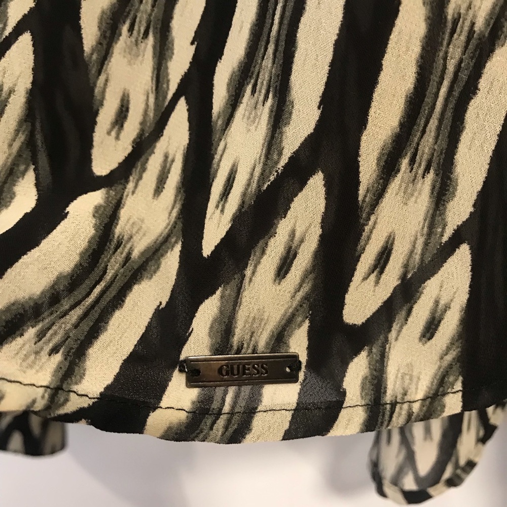 Guess Blouse - Picture 4 of 6